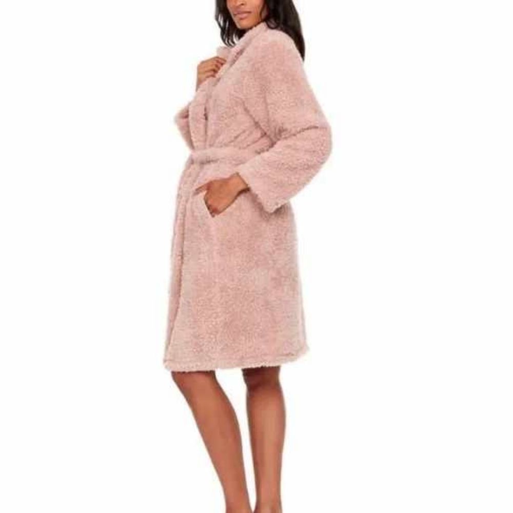 Flora Nikrooz  Rose Collarbone Notch Cozy Bath Lounge Robe